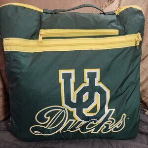 Vintage Stadium Wearable Blanket with Hood Univeristy of Oregon Ducks